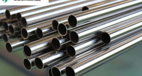 Stainless Steel Seamless Pipes: Where and Why They Are Used Image